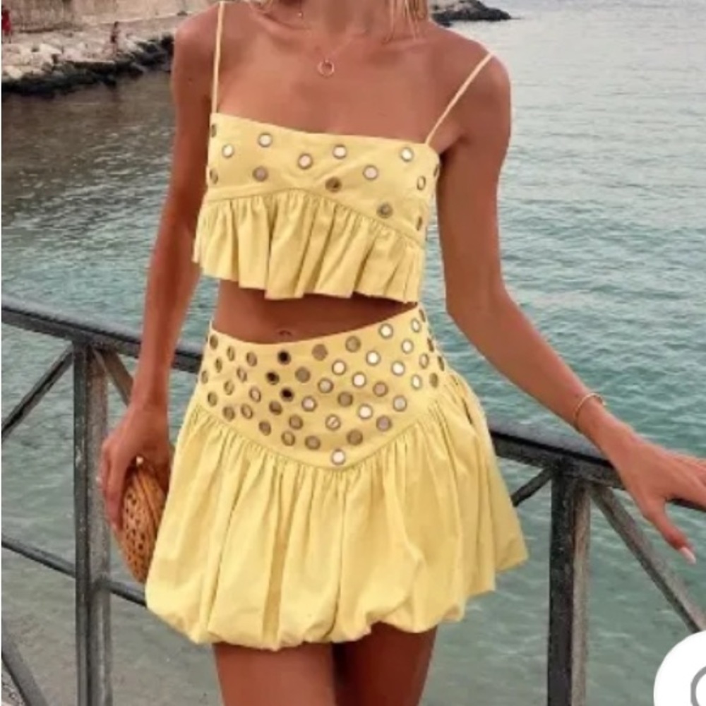 Yellow mirror bubble skirt set